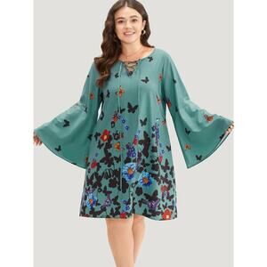 BloomChic Butterfly Floral Sleeve Dress Plus size dress 3X 22 24 with pockets
